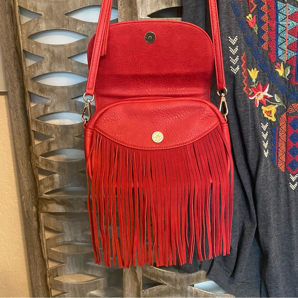 VIETA Fashion Red Crossbody Bag with Fringe